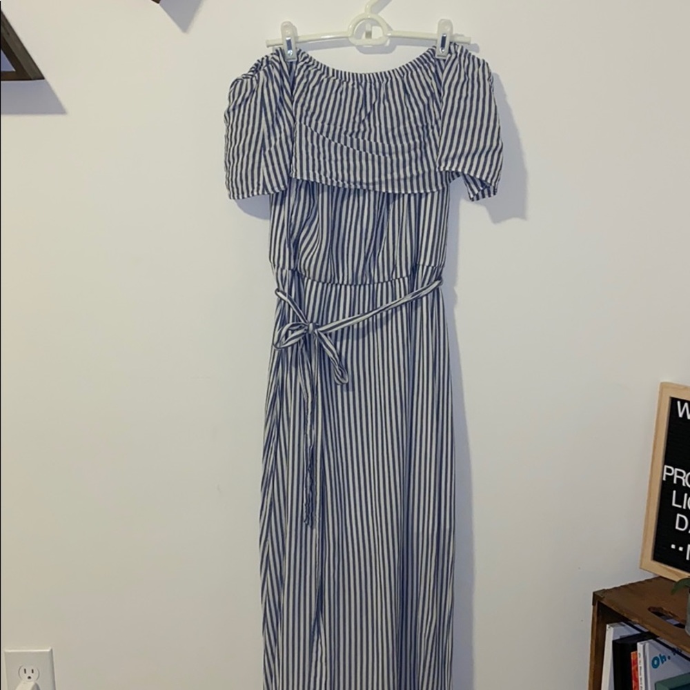 Off the Shoulder Maxi Dress
